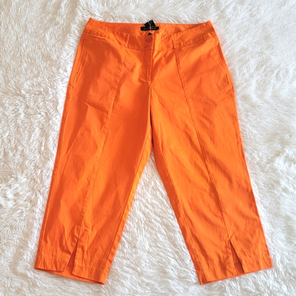NWOT Cropped Pants- Ashley Stewart Orange